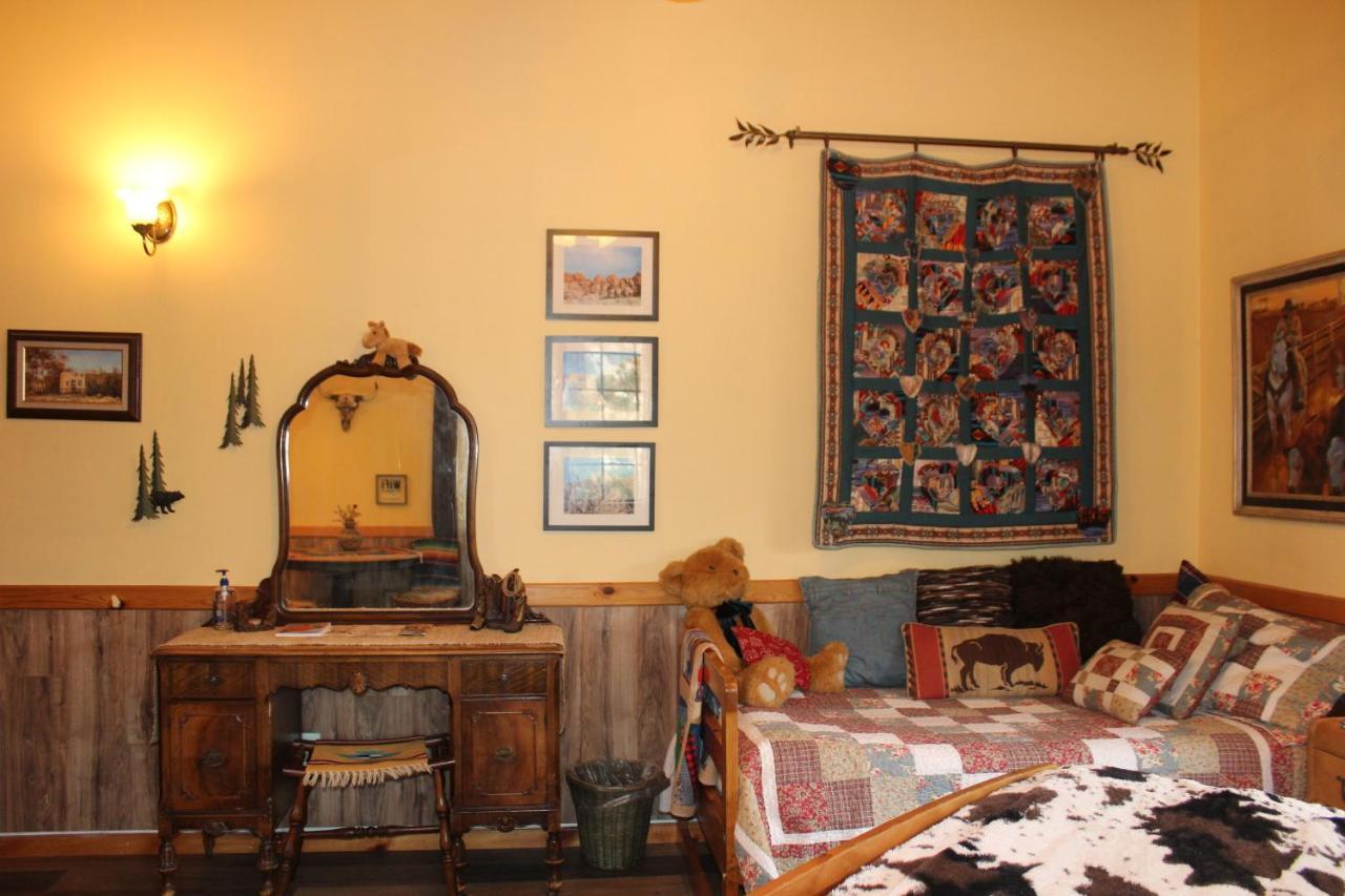 The Old Bear Bnb Pine Mountain Club Buitenkant foto