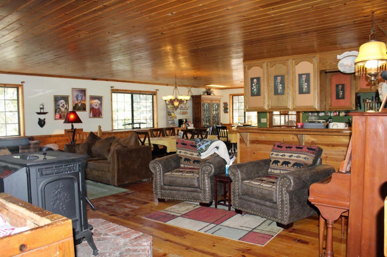 The Old Bear Bnb Pine Mountain Club Buitenkant foto